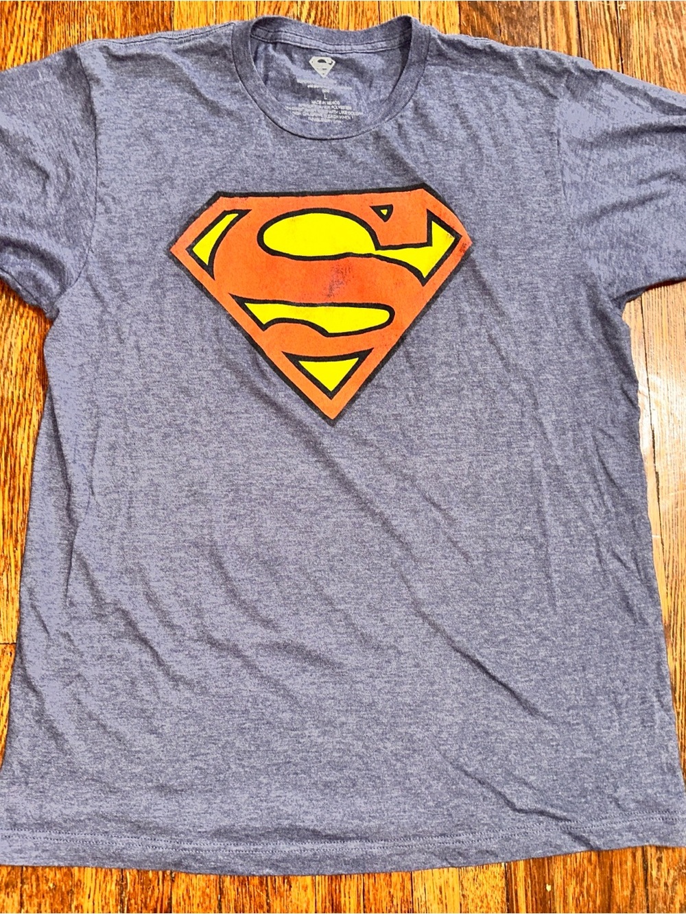 Men’s Large Superman Heather Blue Graphic Logo Shirt